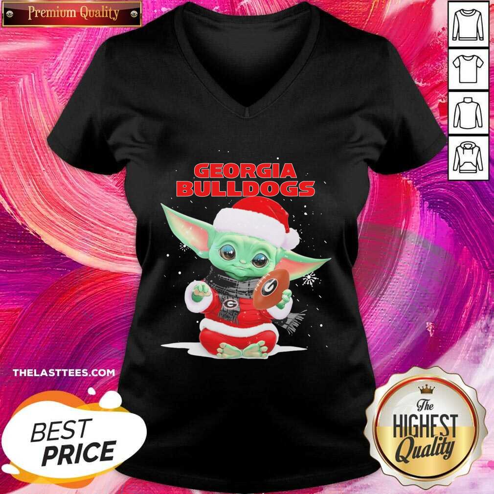 Love Baby Yoda Santa Georgia Bulldogs Christmas Shirt - Image 2