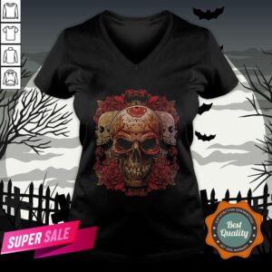 Alternative view of Sugar Skull Roses Day Of The Dead Dia De Muertos Shirt