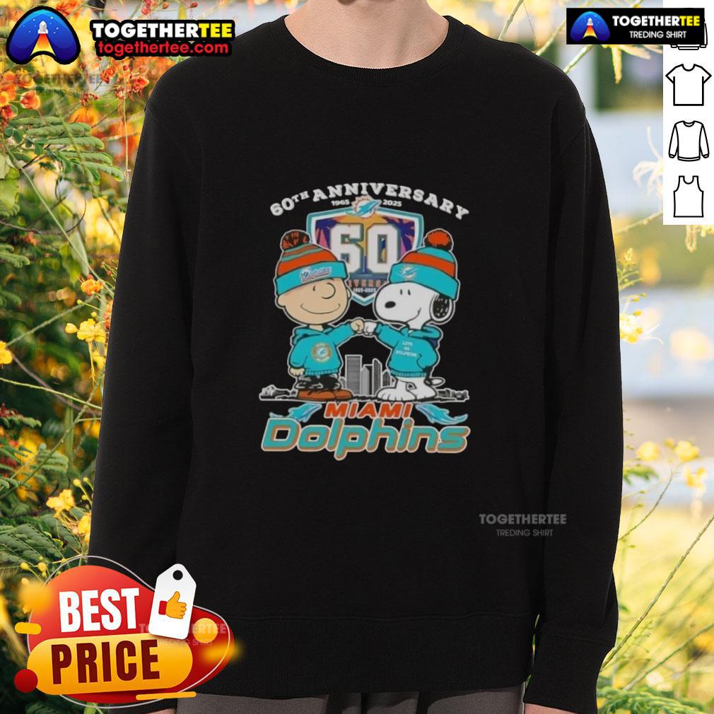 Original Charlie Brown Fist Bump Snoopy 60th Anniversary 1965 2025 Miami Dolphins Skyline T-Shirt - Image 5