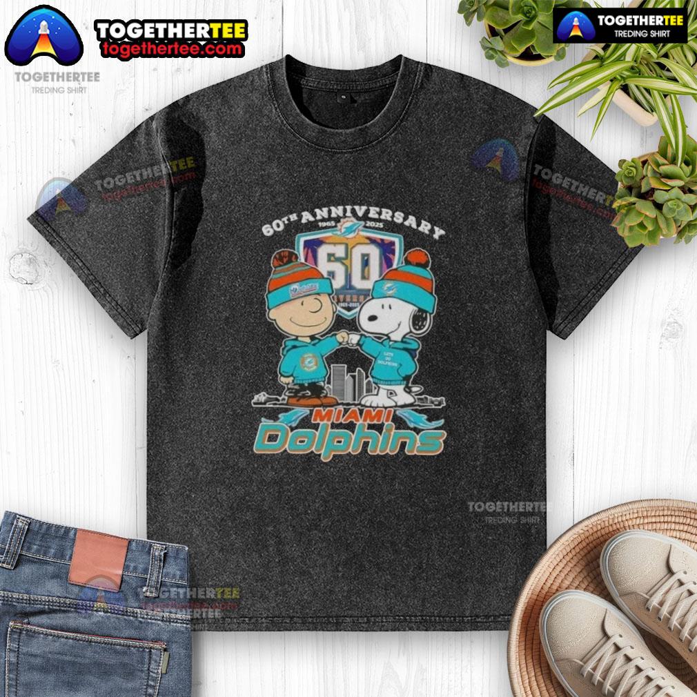 Original Charlie Brown Fist Bump Snoopy 60th Anniversary 1965 2025 Miami Dolphins Skyline T-Shirt - Image 6
