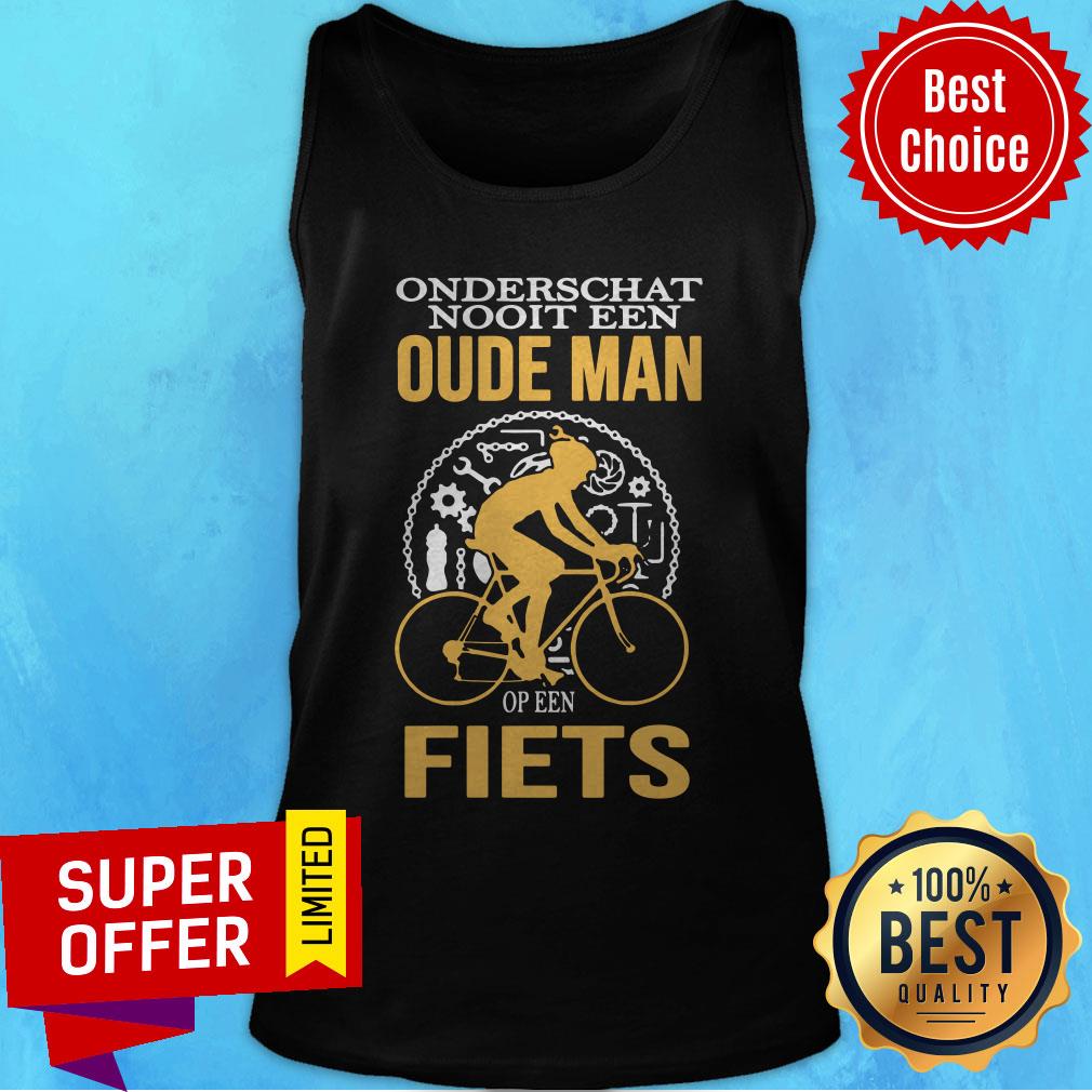 Premium Onderschat Nooit Een Oude Man Op Een Fiets Shirt - Image 4
