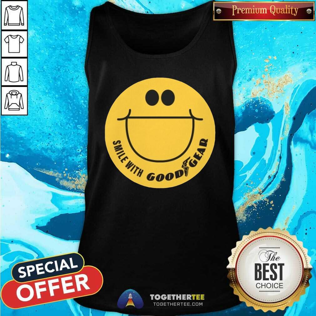Great Smile With Good Gear T-Shirt - Image 4
