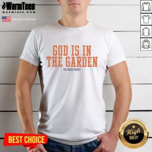 Premium New York Knicks God Is In The Garden NBA Playoffs 2026 T-Shirt