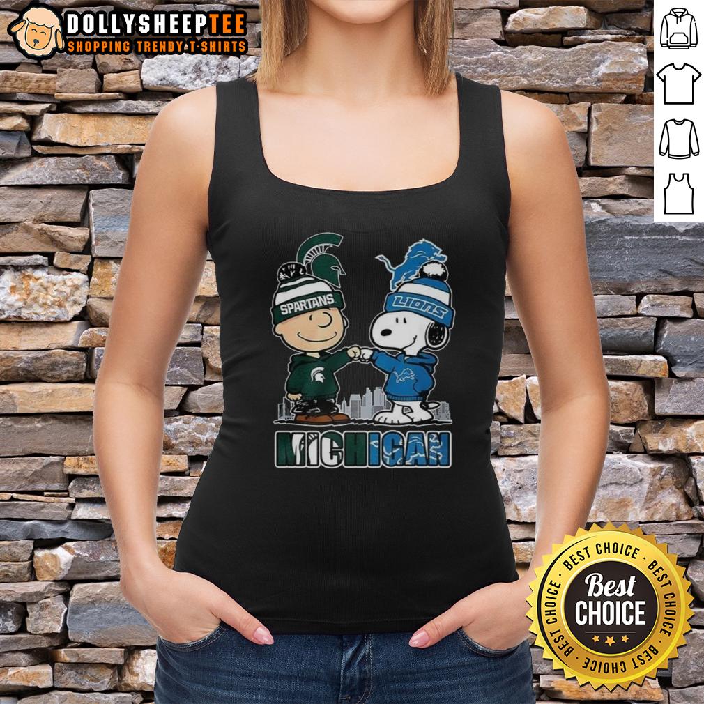 Nice Snoopy Michigan State Spartans And Detroit Lions Winter Coming 2025 T-Shirt - Image 4