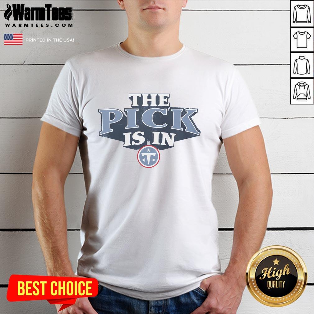 Hot Tennessee Titans Pick Is In T-Shirt