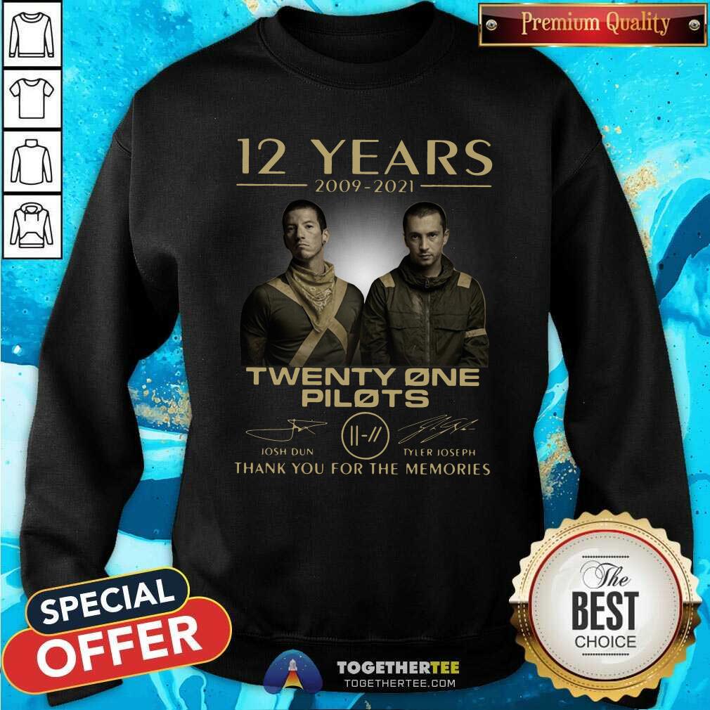 Cool 12 Years 2009 2021 Twenty One Pilots Signatures Shirt - Image 2