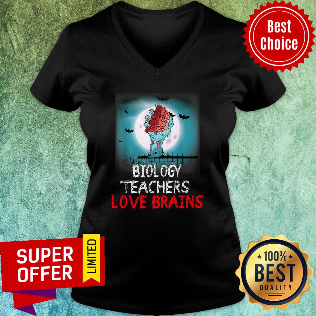 Nice Biology Teachers Love Brains Novelty Halloween Shirt - Image 3