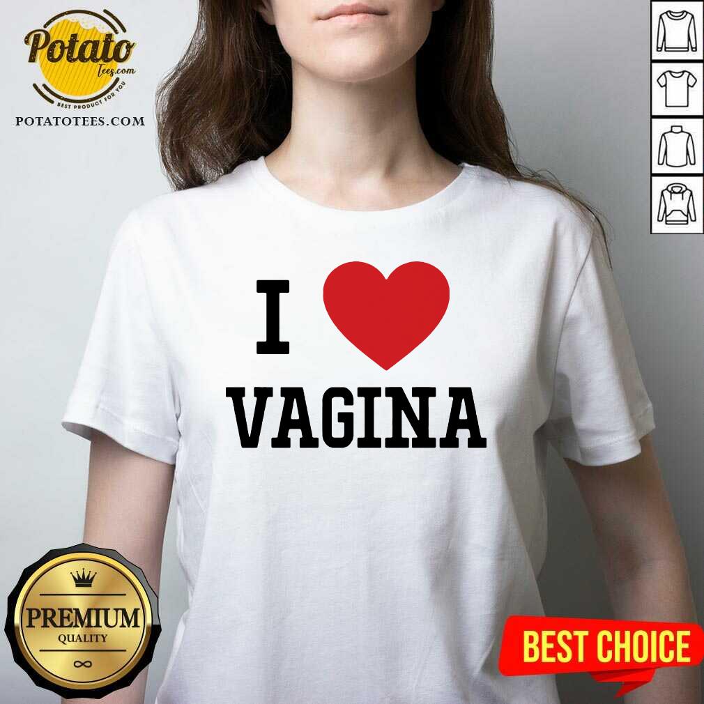 Official I Love Vagina Heart T-Shirt - Image 4