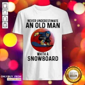 Nice Never Underestimate An Old Man With A Snowboard THe Moon Shirt