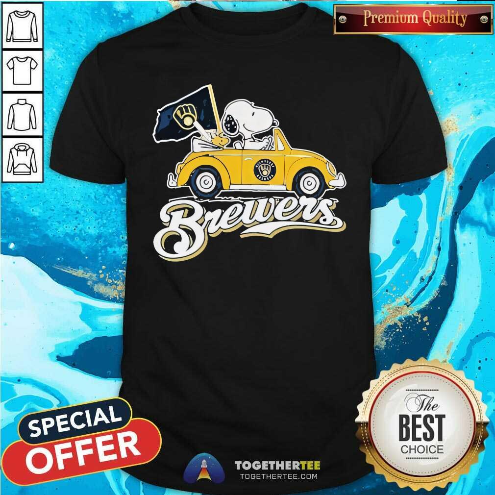 Premium Snoopy Drives Car With Milwaukee Brewers Flag T-Shirt