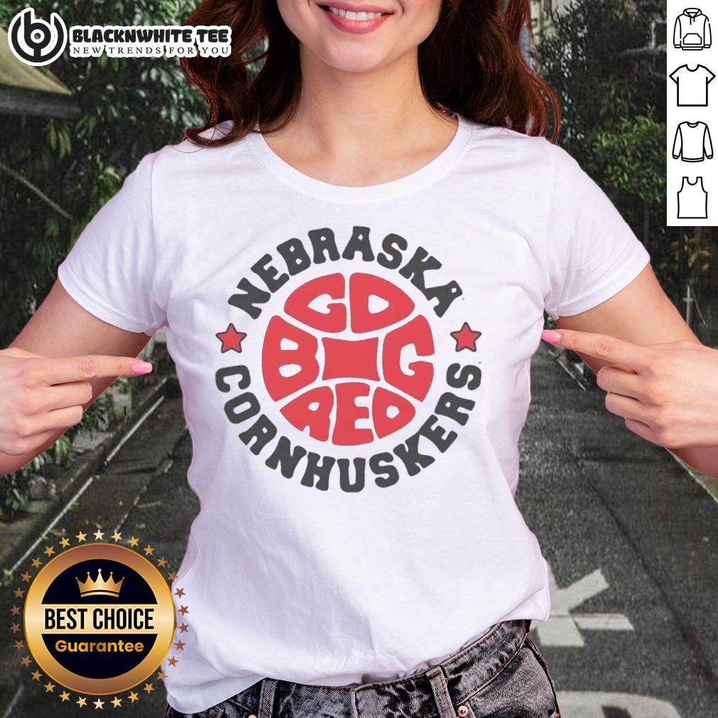 Good Nebraska Huskers Big Red Basketball 1970s Logo T-Shirt - Image 3