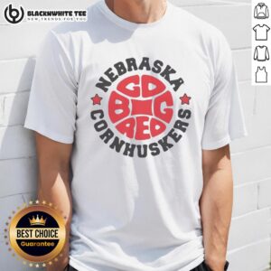 Good Nebraska Huskers Big Red Basketball 1970s Logo T-Shirt