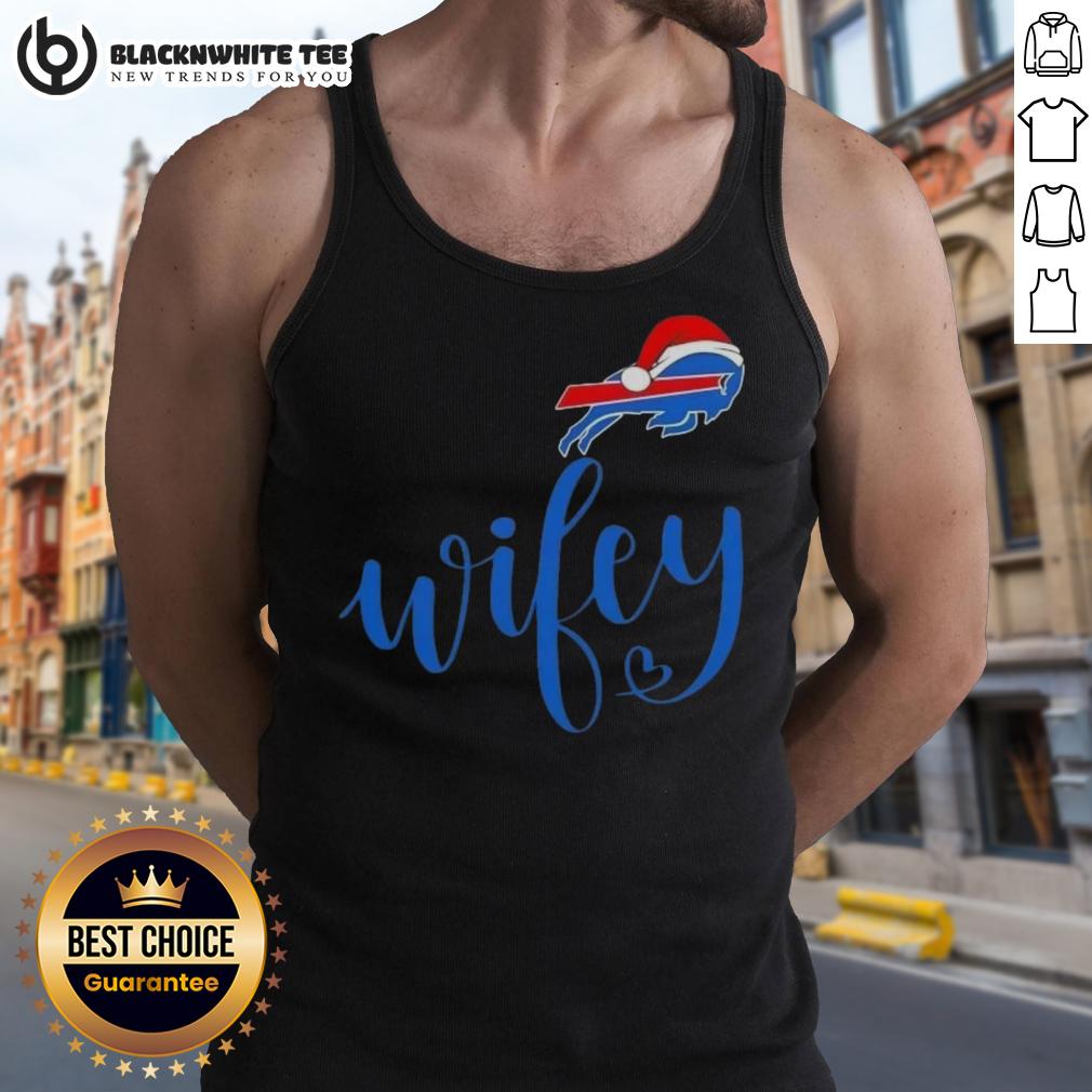 Good Wifey Buffalo Bills Santa Hat Merry Christmas T-Shirt - Image 4