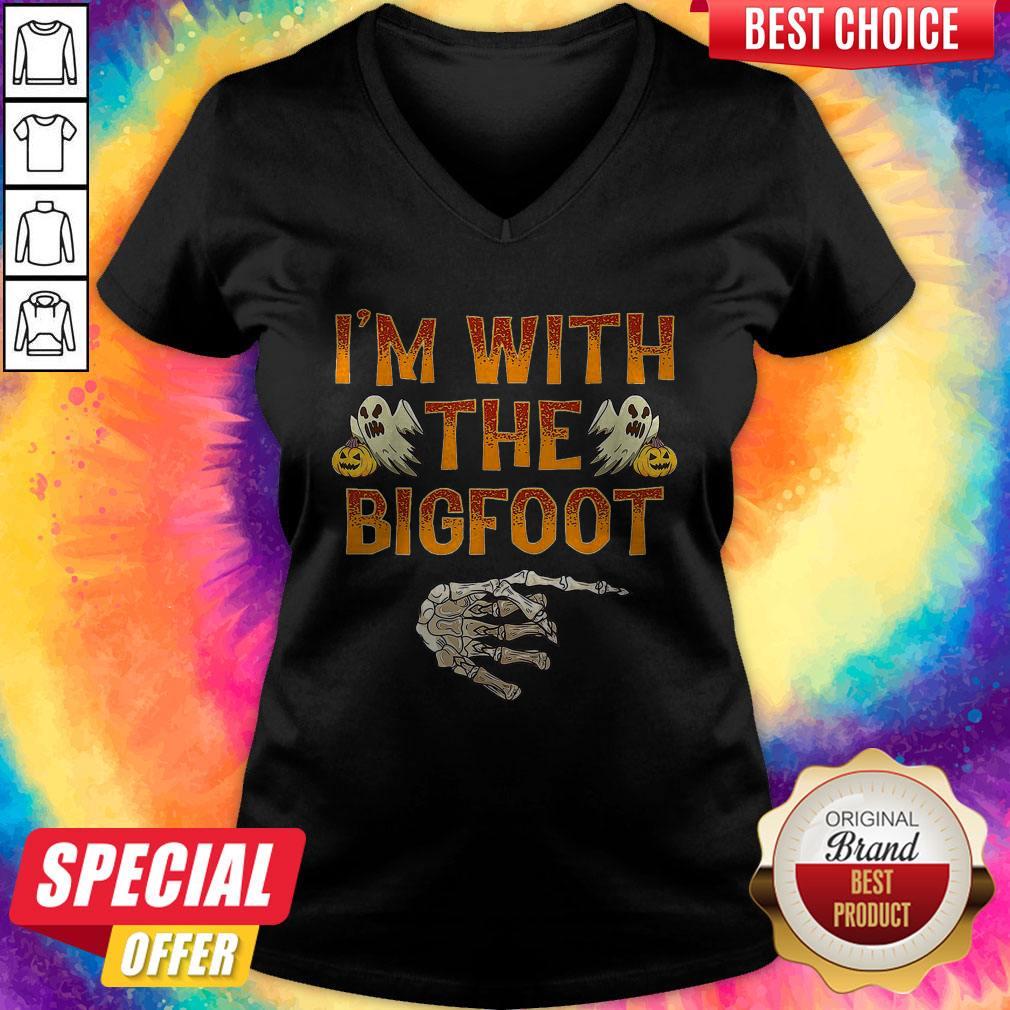 Top I’m With The Bigfoot Halloween Shirt - Image 3