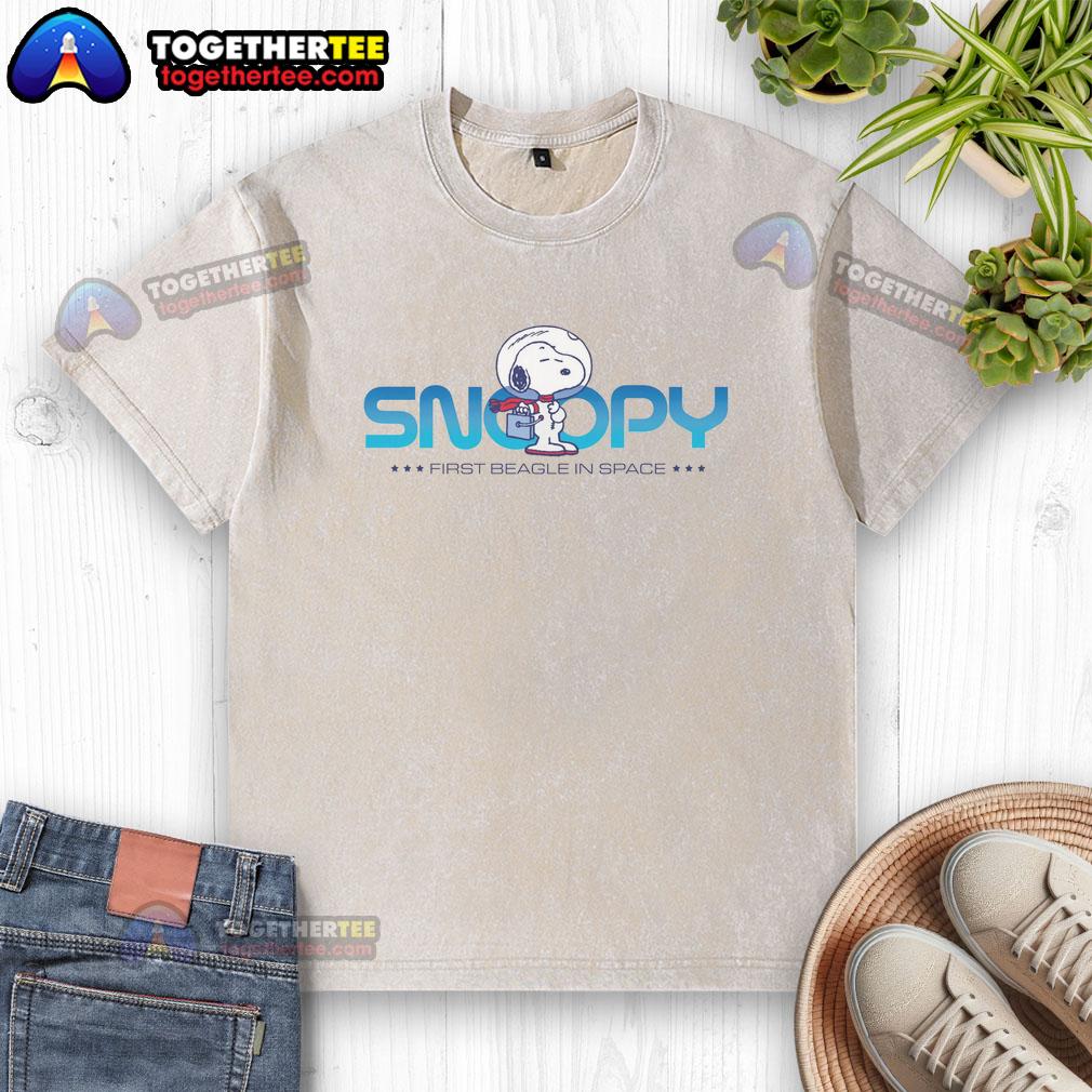 Nice Peanuts Snoopy Beagle Roaming In Space T-Shirt - Image 6