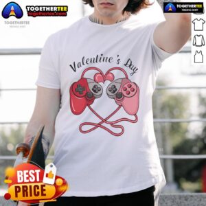 Nice Video Gamer Valentines Day With Controllers Heart Great T-Shirt