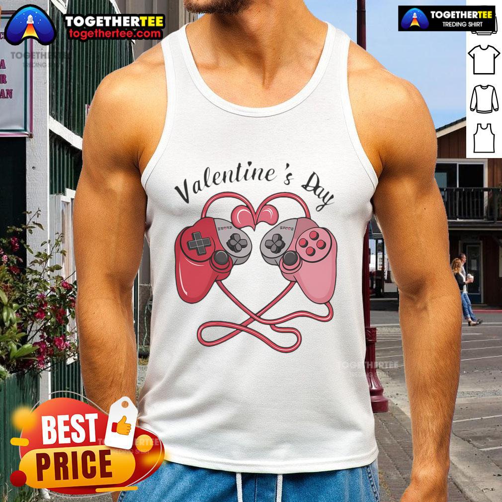 Nice Video Gamer Valentines Day With Controllers Heart Great T-Shirt - Image 4