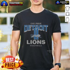 Awesome Detroit Lions Historic Head On T-Shirt