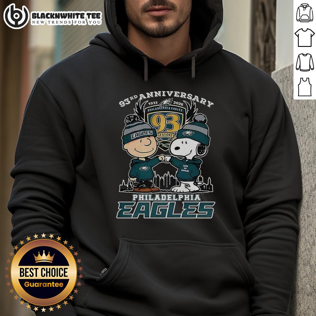 Awesome Snoopy Touch Hands Charlie Brown X Philadelphia Eagles 93rd Anniversary 1933-2026 T-Shirt - Image 2