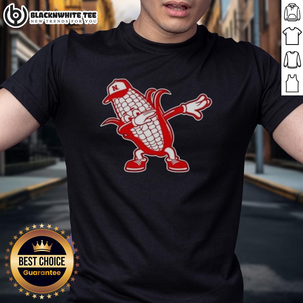 Top Nebraska Cornhuskers Corn Dabbing T-Shirt