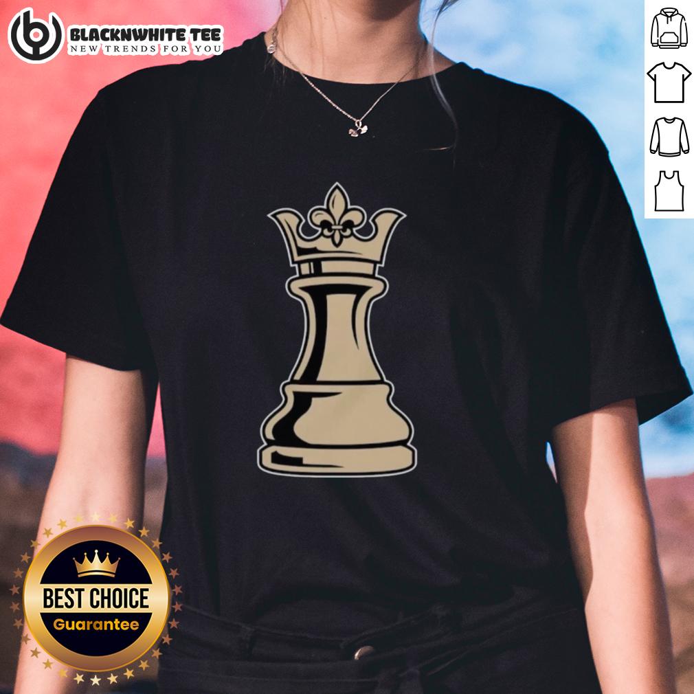 Top New Orleans Saints The Queen Can Make Any Move T-Shirt - Image 3