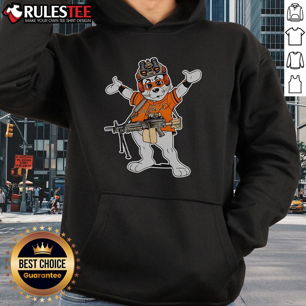 Awesome San Francisco Giants Lou Seal Soldier's Helmet Mascot T-Shirt - Image 2