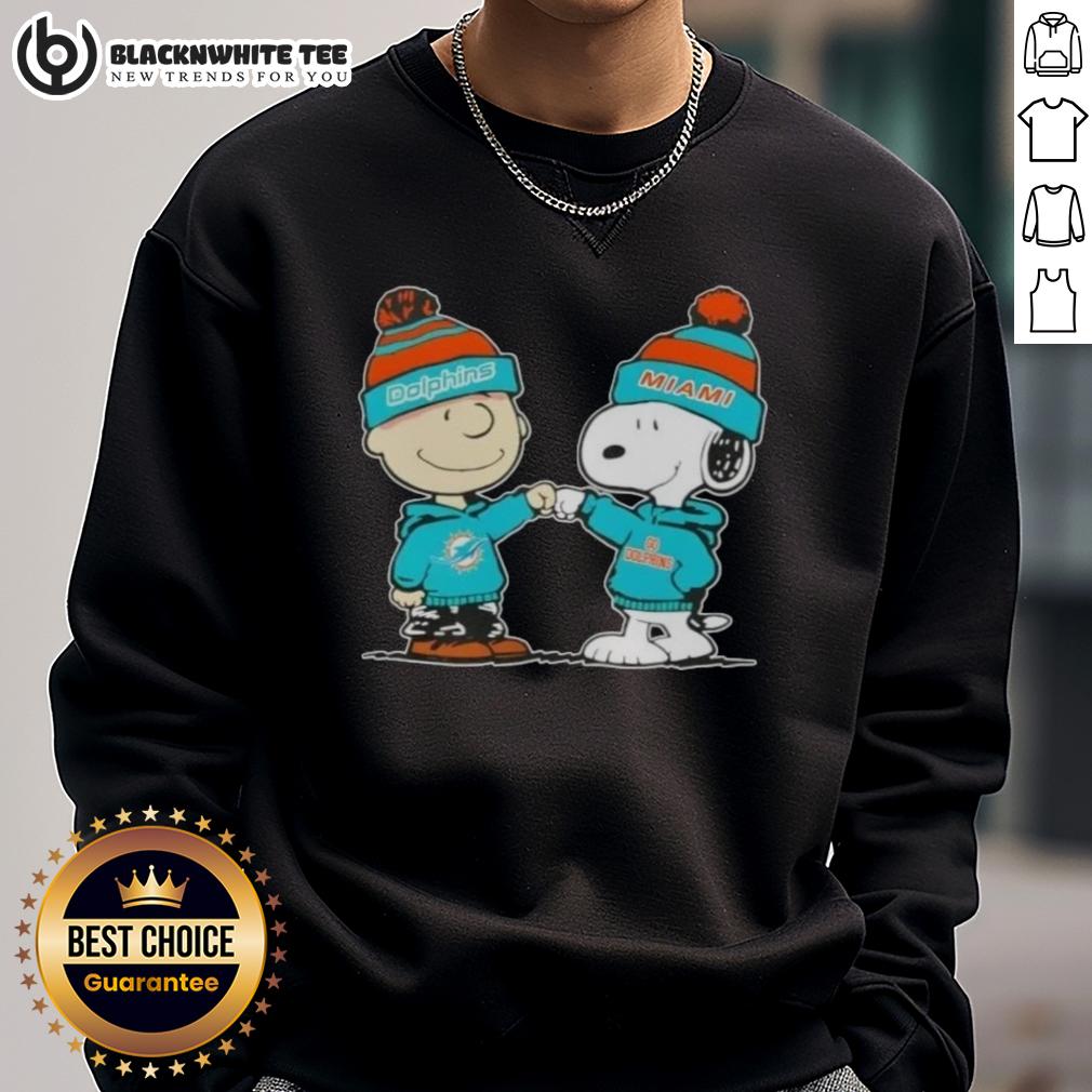 Nice Peanuts Charlie Brown Fist Bump Snoopy X Miami Dolphins Football T-Shirt - Image 5