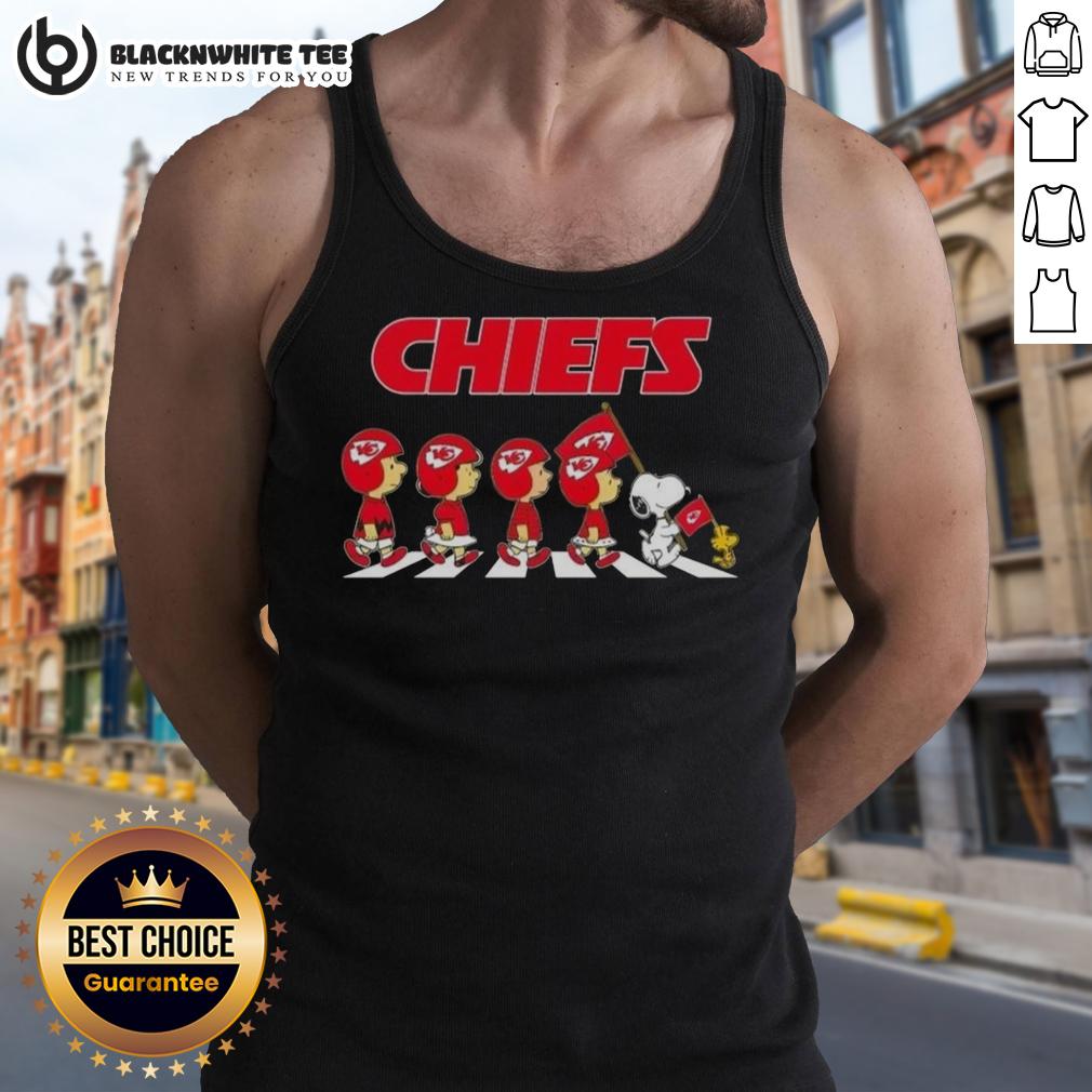 Awesome Kansas City Chiefs X Peanuts Snoopy And Friends Abbey Road T-Shirt - Image 4