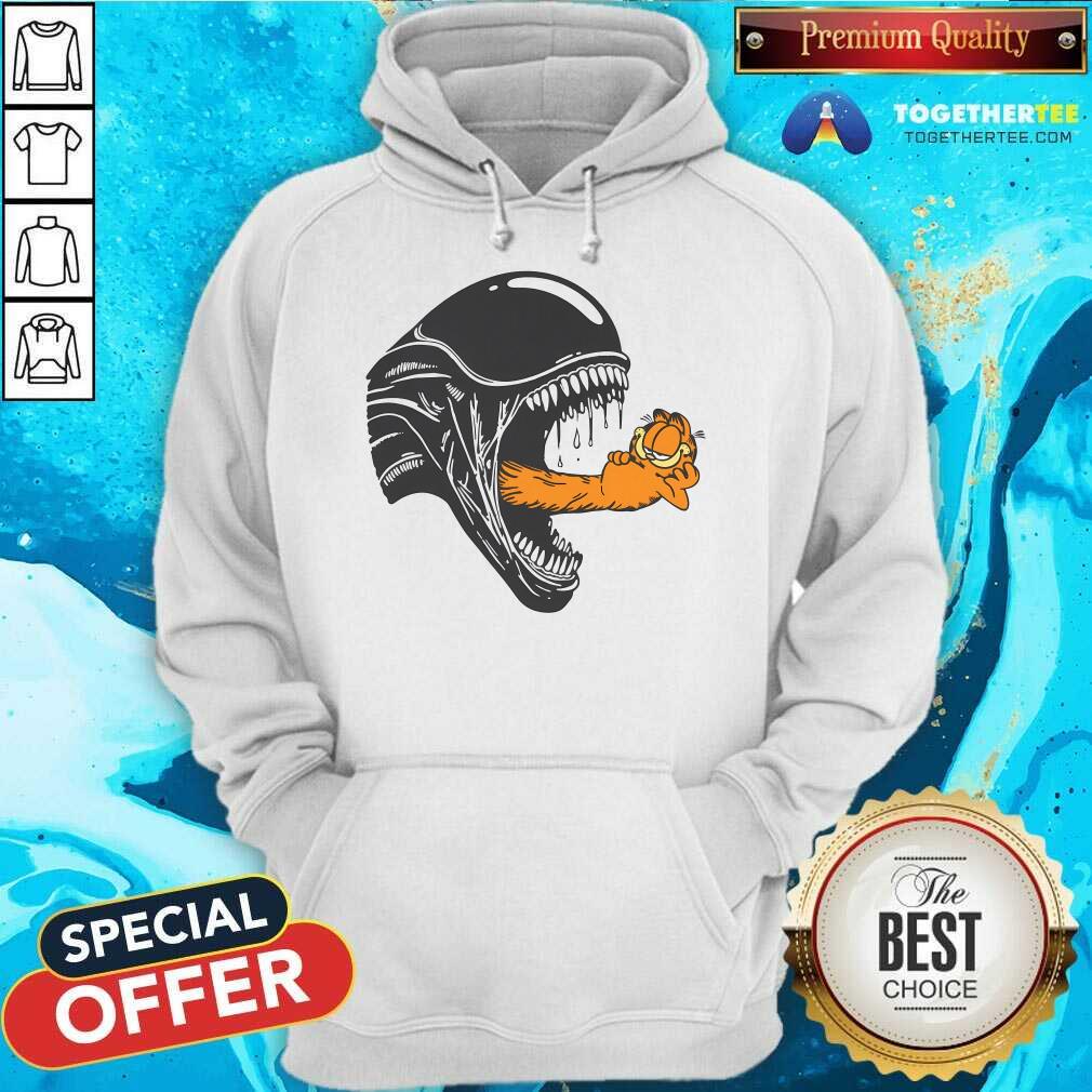 Pretty Alien Garfield Cartoon T-Shirt - Image 5
