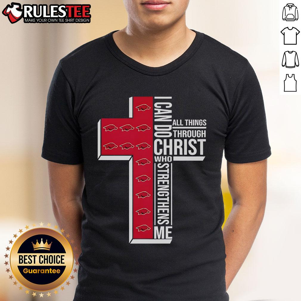 Awesome Arkansas Razorbacks I Can Do All Things Through Christ Who Strengthens Me T-Shirt