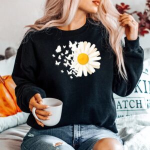 Alternative view of Marguerites Daisy Summer Daisies Flower Garden Gardeners Shirt