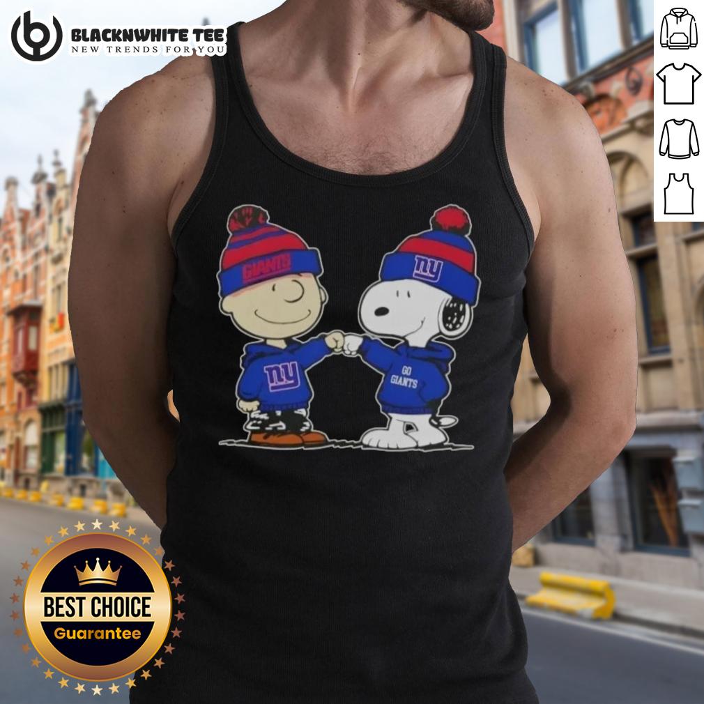 Nice Peanuts Charlie Brown Fist Bump Snoopy X New York Giants Football T-Shirt - Image 4