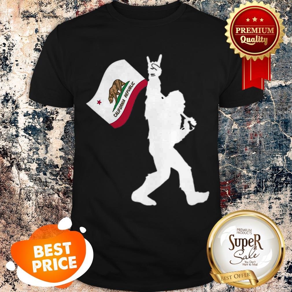 Nice Bigfoot Rock And Roll California Republic Shirt