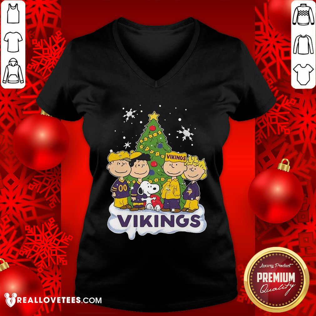 Cute Snoopy The Peanuts Minnesota Vikings Christmas Tree Pine Shirt - Image 5