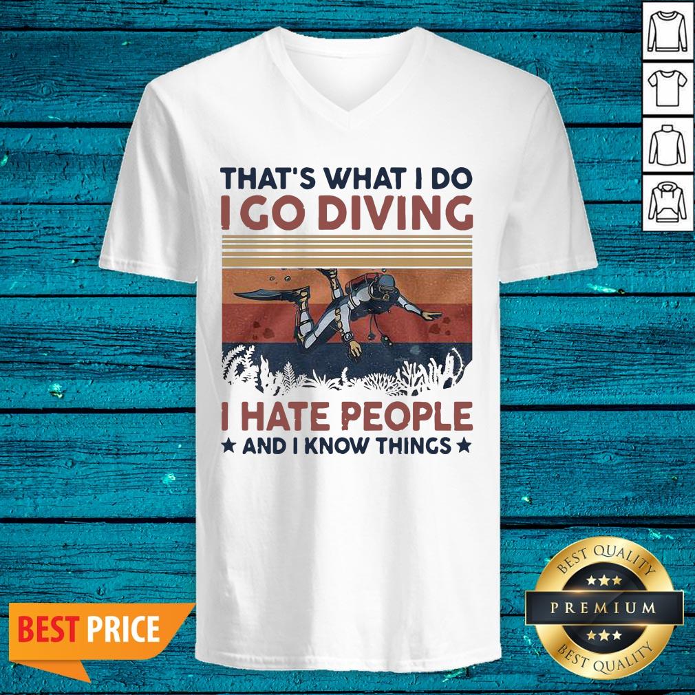 Delicate That's What I Do I Go Diving I Hate People And I Know Things Shirt - Image 4