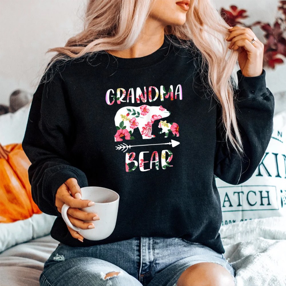 Floral Bear Matching Family Funny Grandma Bear Shirt - Image 2