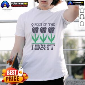 Awesome Queen Of The Night Black Tulips T-Shirt