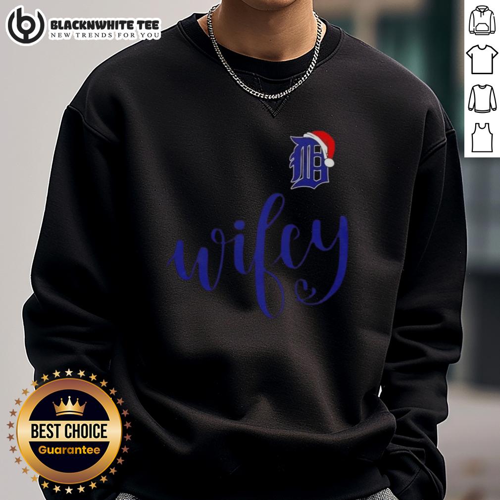 Good Wifey Detroit Tigers Santa Hat Merry Christmas T-Shirt - Image 5