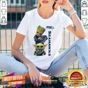 Alternative view of Top Baby Groot And Baby Yoda Hug Seahawks Shirt