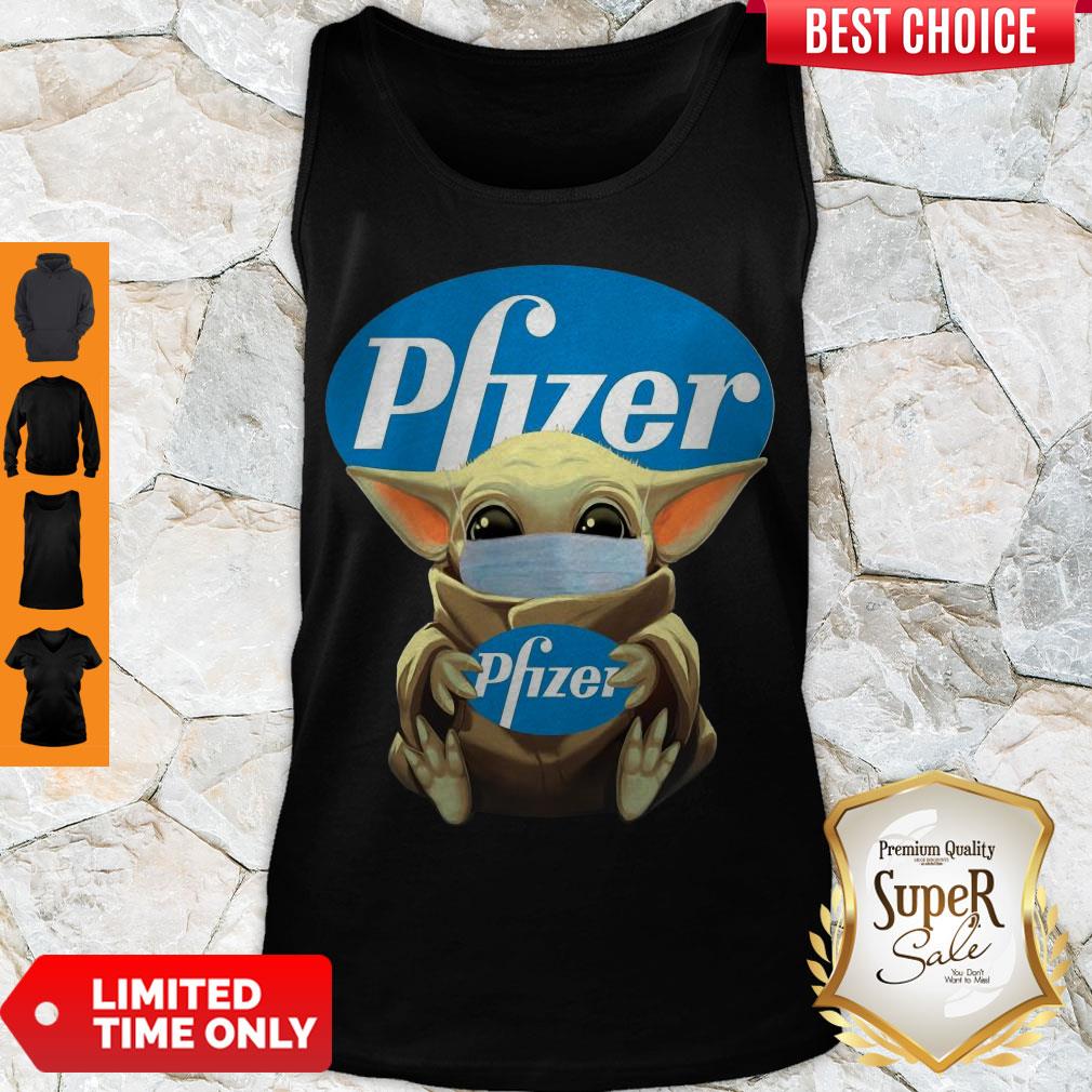 Good Baby Yoda Face Mask Hug Pfizer Shirt - Image 4