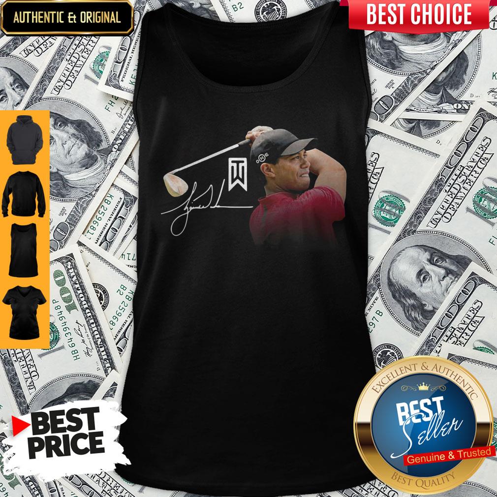 Pretty Tiger Woods Master Golf Signature Shirt - Image 4
