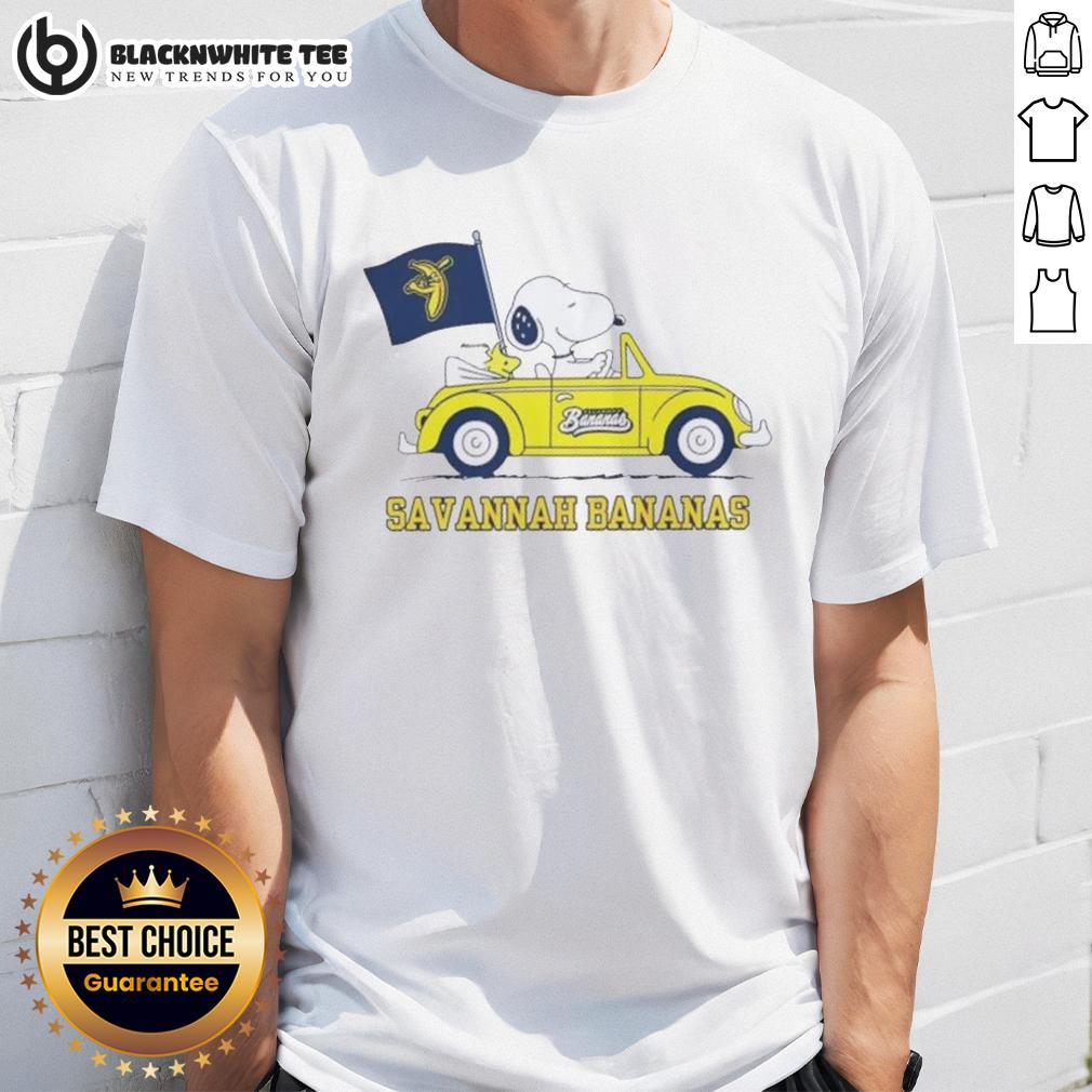 Pretty Snoopy Driving Car Savannah Bananas T-Shirt