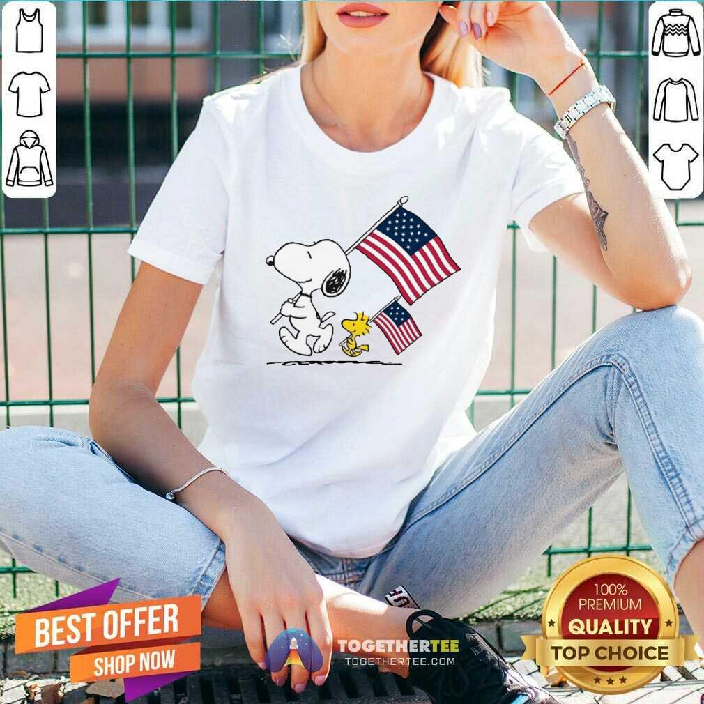 Nice Snoopy And Woodstock Holding American Flag 4th Of July Shirt - Image 2