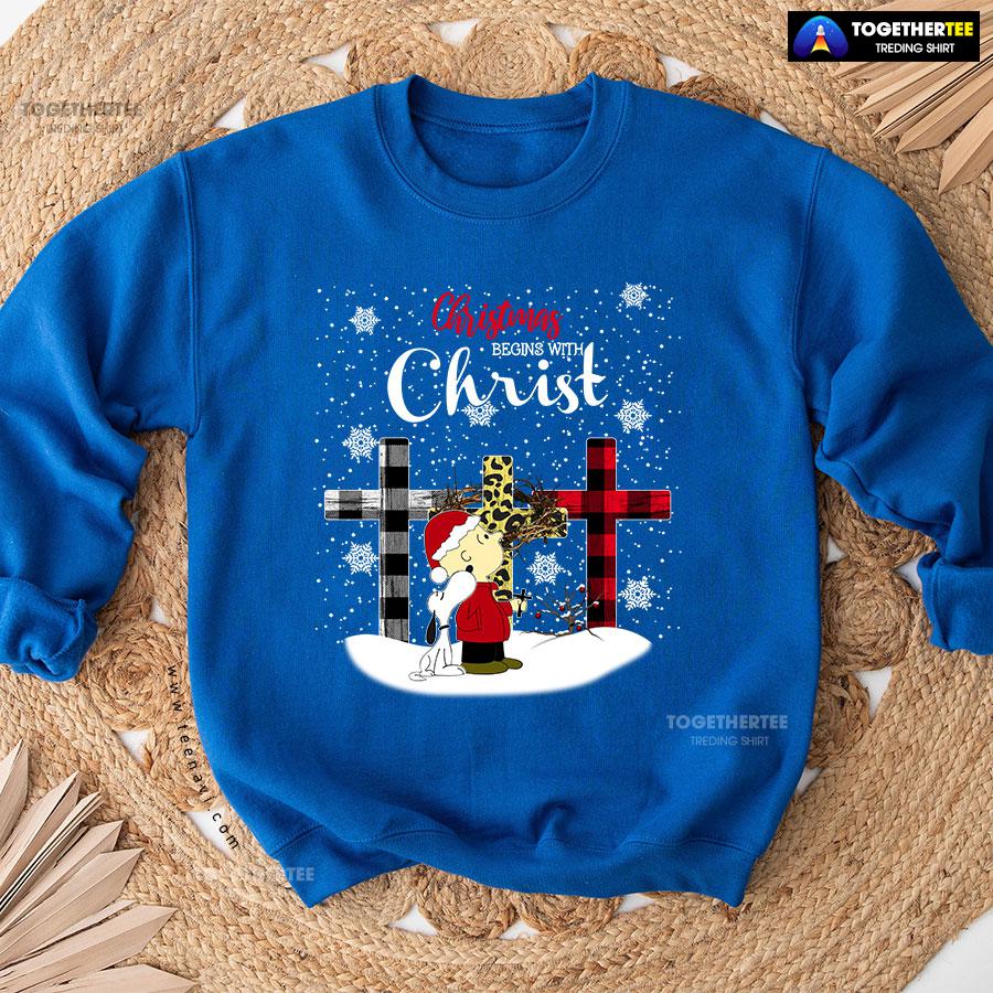 Christmas Begins With Christ Peanuts Snoopy Charlie Brown Sweatshirt - Image 10