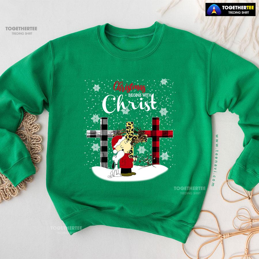 Christmas Begins With Christ Peanuts Snoopy Charlie Brown Sweatshirt - Image 7