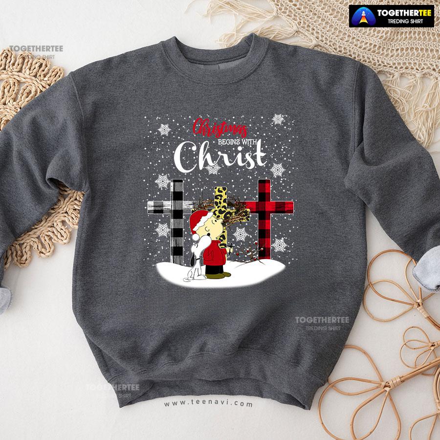 Christmas Begins With Christ Peanuts Snoopy Charlie Brown Sweatshirt - Image 9