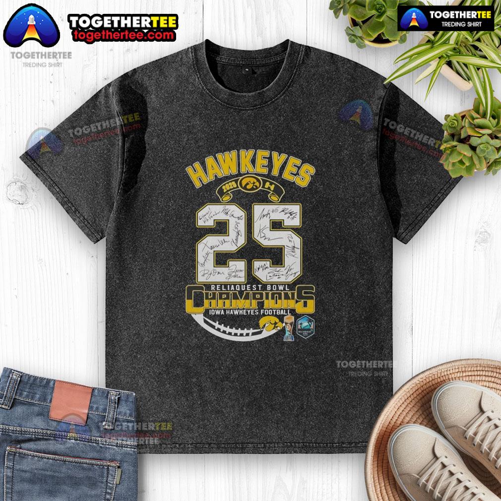 Top Iowa Hawkeyes Reliaquest Bowl Champions 2025 T-Shirt - Image 6