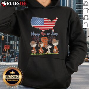 Alternative view of Cute San Francisco Giants And Snoopy And Friends Happy 4th Of July American Flag T-Shirt