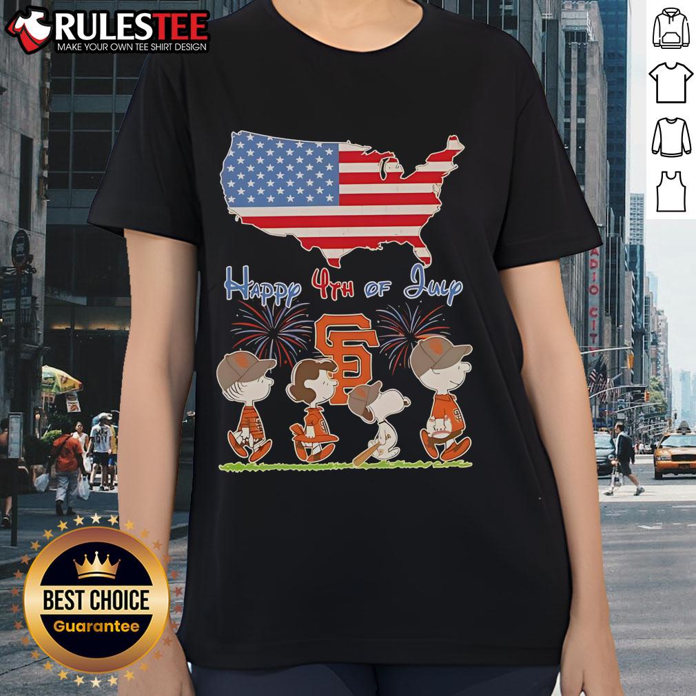 Cute San Francisco Giants And Snoopy And Friends Happy 4th Of July American Flag T-Shirt - Image 3