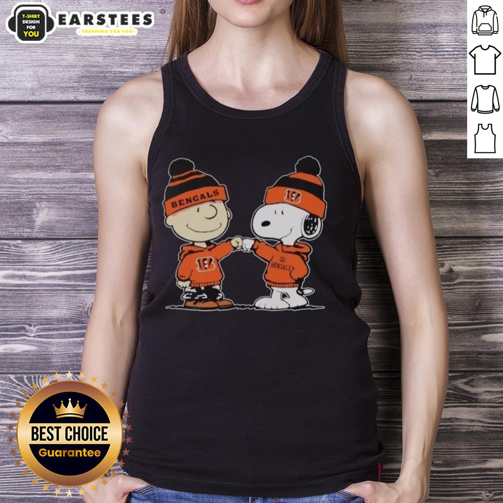 Cute Cincinnati Bengals Snoopy And Charlie Brown Best Friends T-Shirt - Image 4